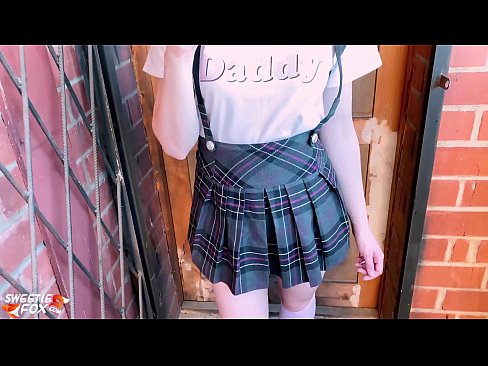 ❤️ Šolarka globoko sesa njen penis in se namesto pouka fuka. ❤️❌ Fucking video pri nas ❌️