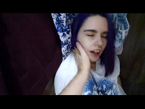 ❤️ Našel sem svojo sestro v omari in ji pomagal narediti ❤️❌ Fucking video pri nas ❌️