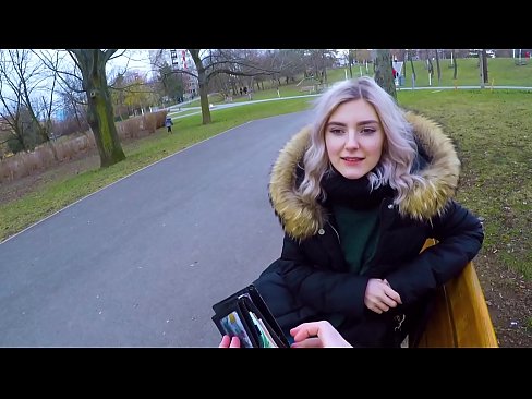 ❤️ Pogoltne tujčevo vročo spermo za denar - fafanje v parku Eva Elfie ❤️❌ Fucking video pri nas ❌️